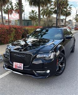 کرایسلەر 300